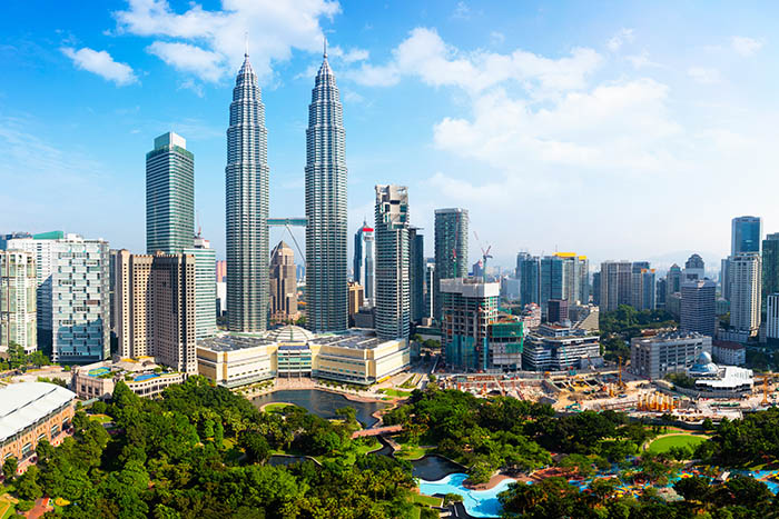 Twin towers with garden and swimming pool in Kuala Lumpur