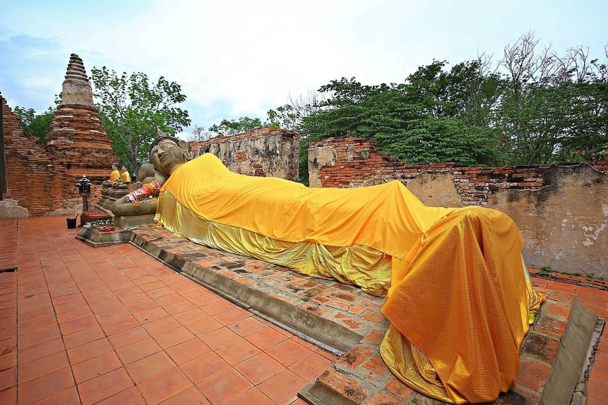 Wat Phutthaisawan in ayutthaya tours