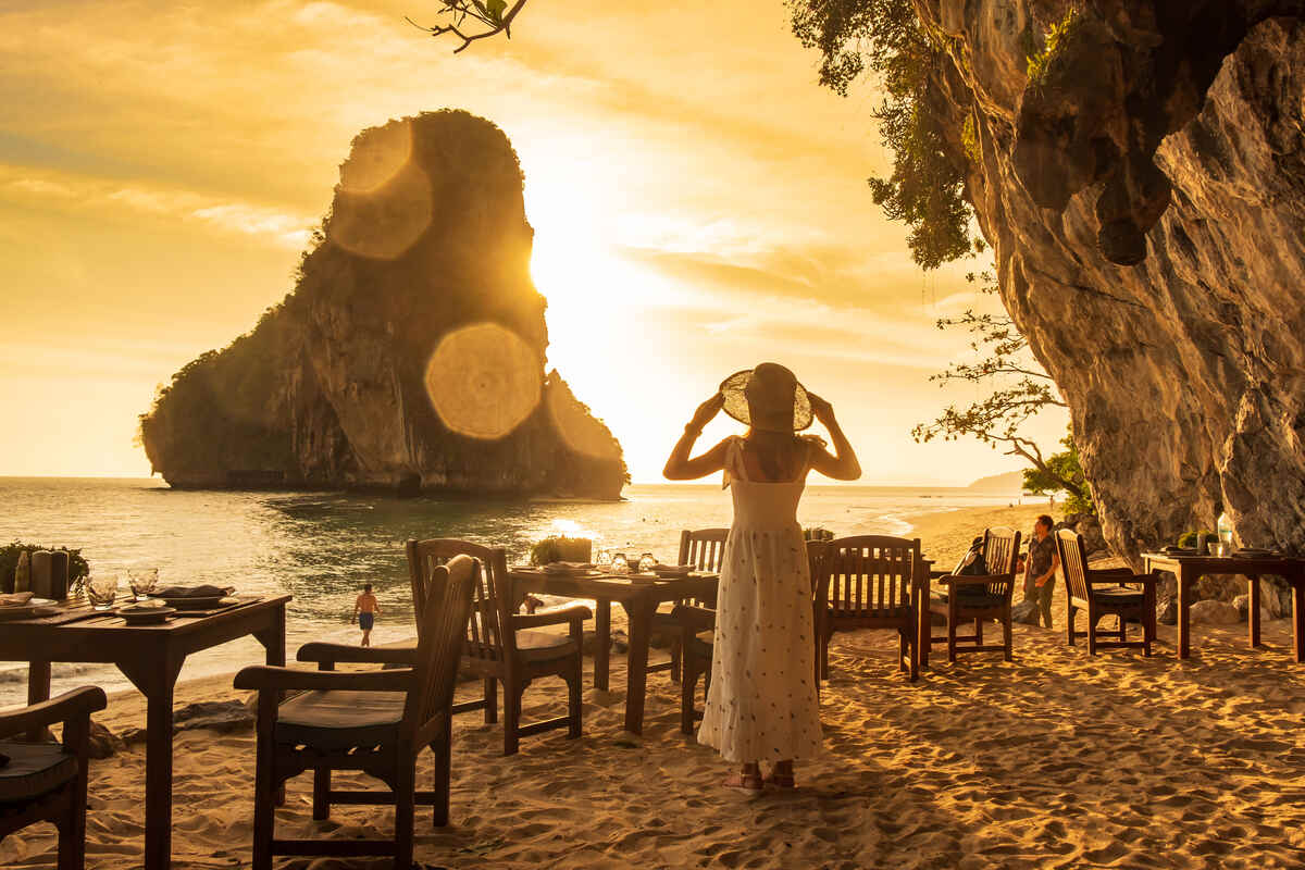 Join the 7 Island Sunset Tour best things to do in krabi