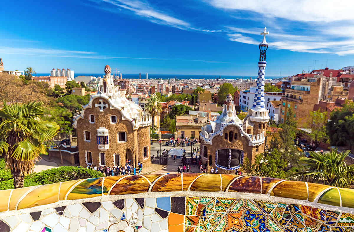 3 days in Barcelona Park Guell, best Gaudi sites in Barcelona Spain
