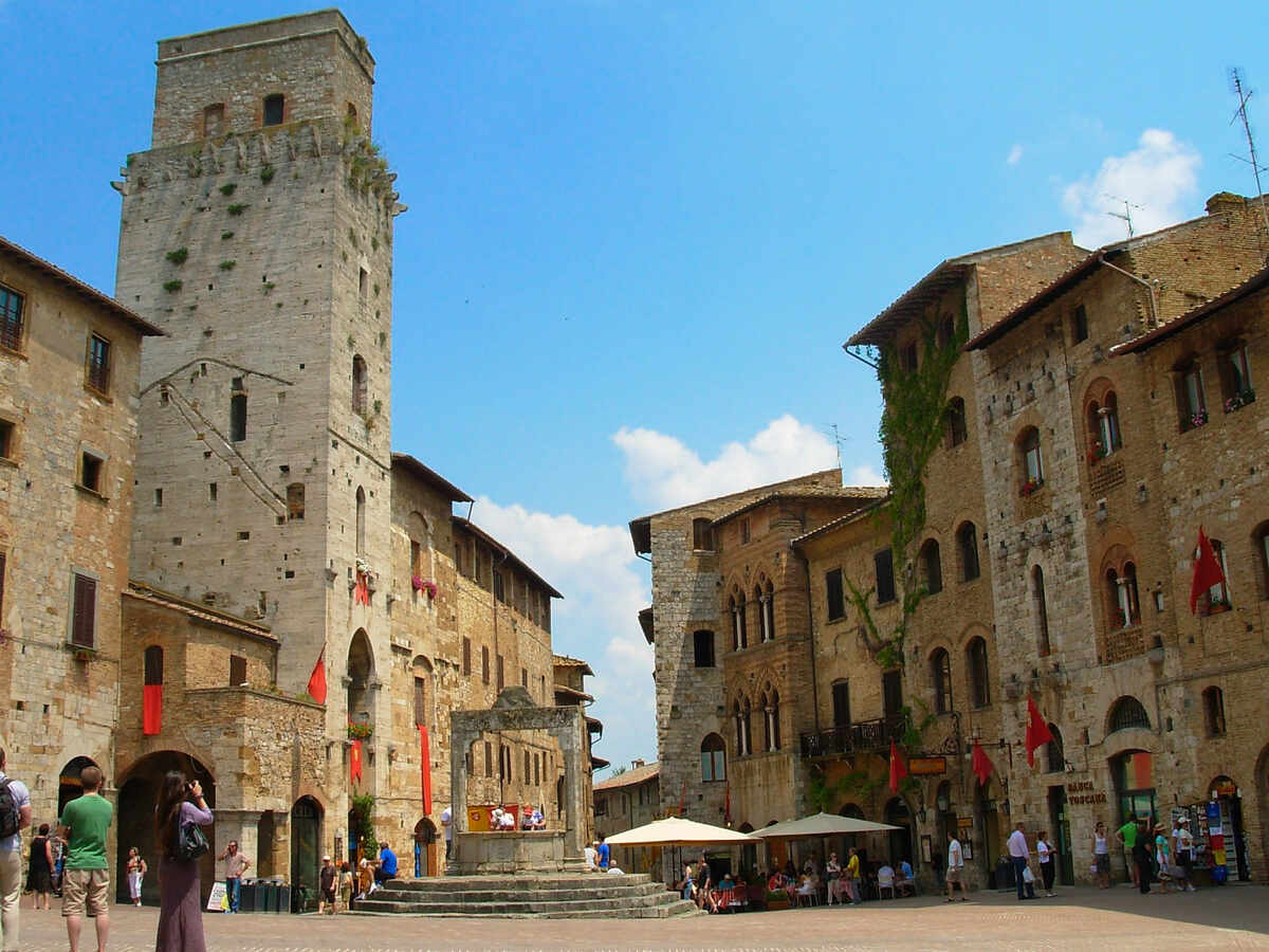 Activities in San Gimignano towns in tuscany