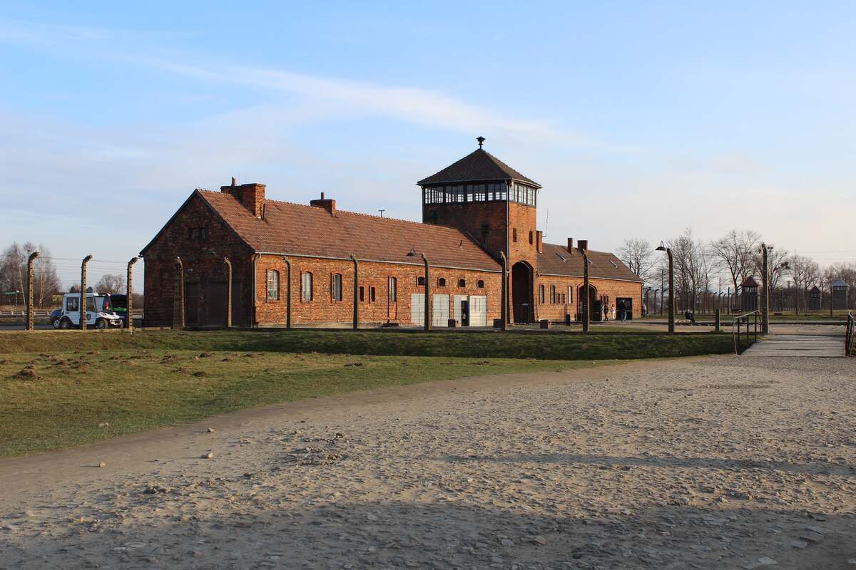 Krakow Guided Auschwitz Birkenau Tour