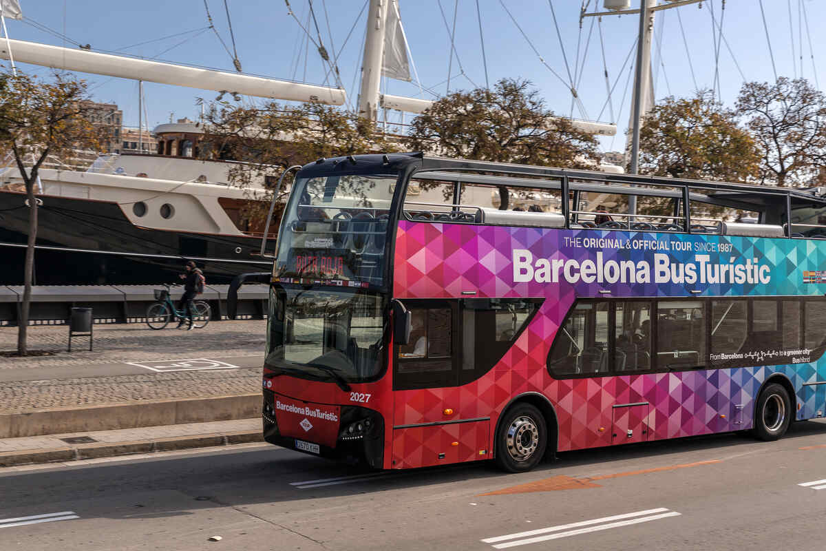 Hop on hop off bus in Barcelona