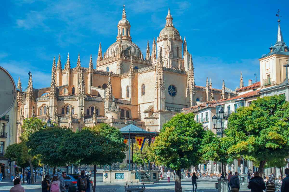 Segovia cathedral best tours to Segovia