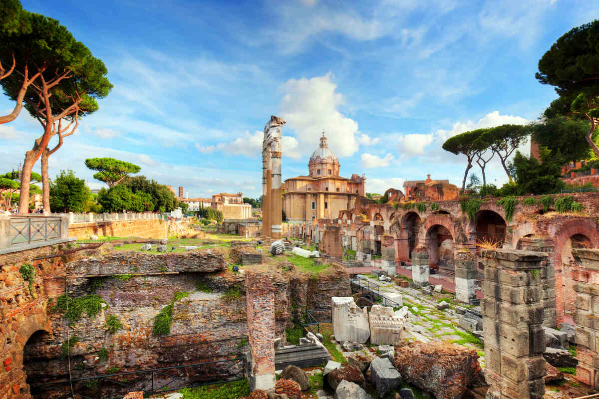 best colosseum tours with roman forum entry