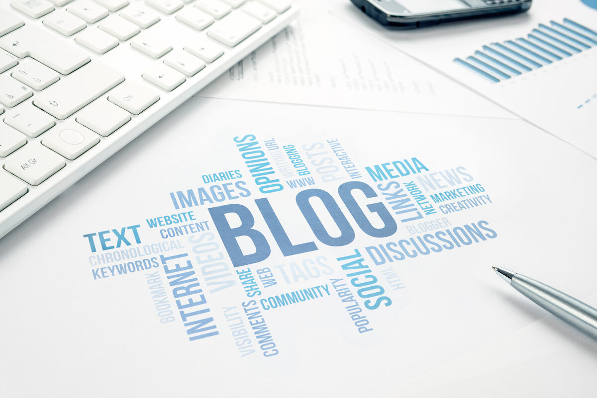 Word cloud with "Blog" in the center. 15 Easy Content Writing Tips for Beginners