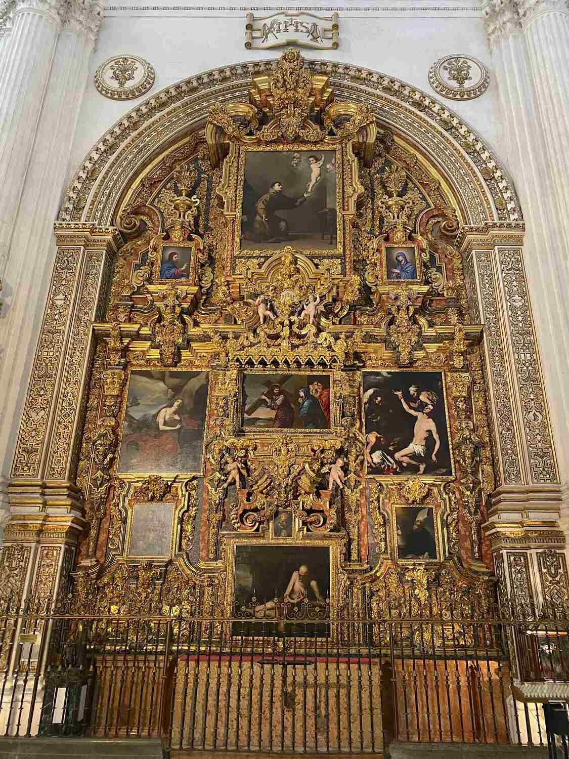 Art-pieces-inside-the-Cathedral-of-Granada