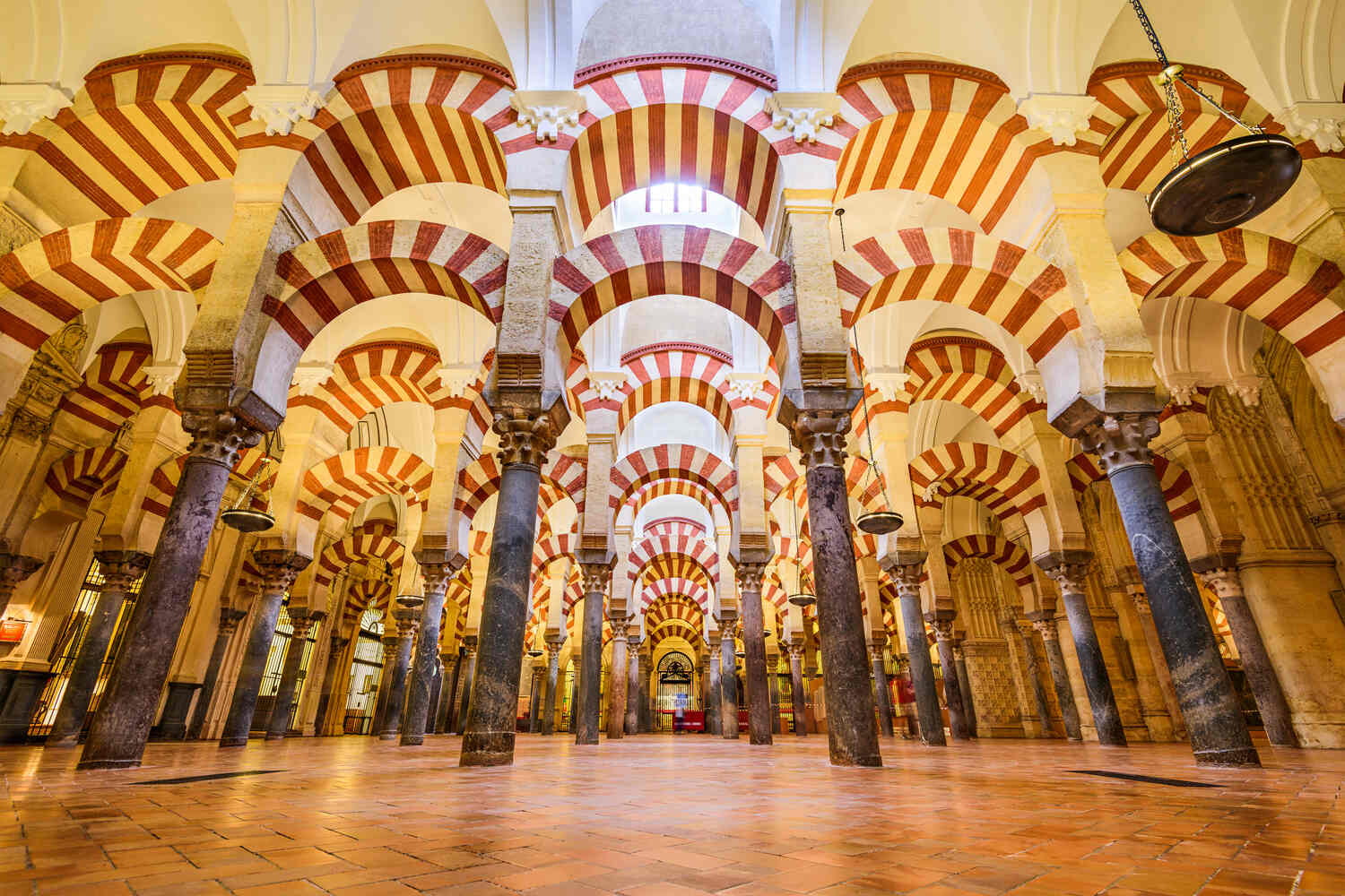 Inside the arched Mosque in Cordoba the mesquita