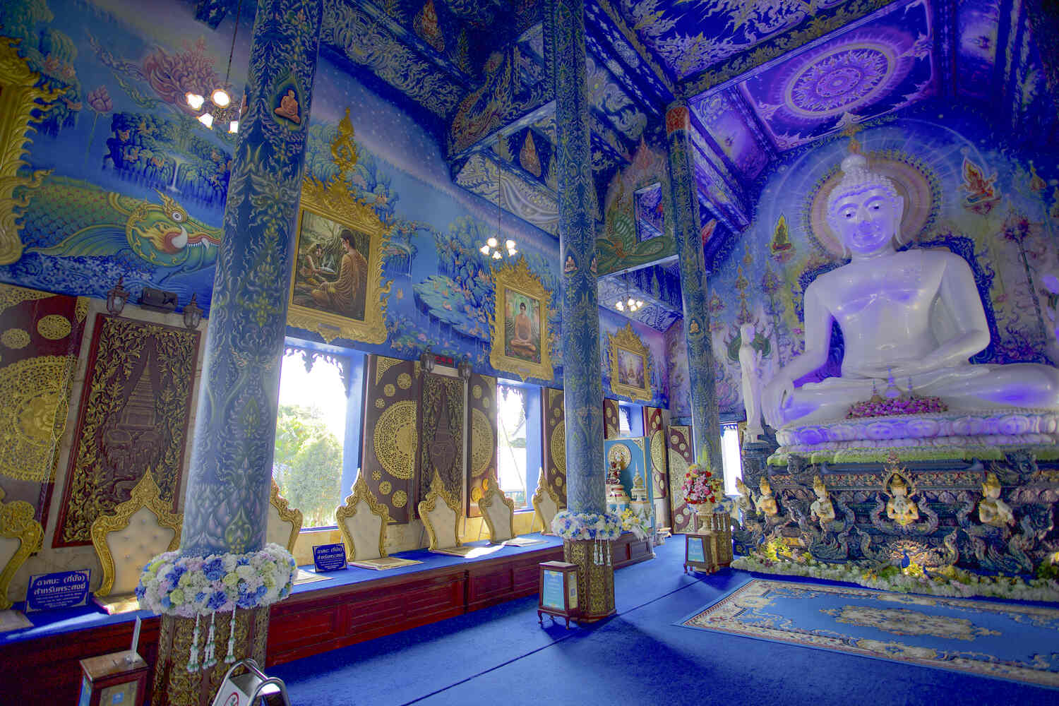 Inside-the-blue-temple-in-Chiang-Rai-Thailand