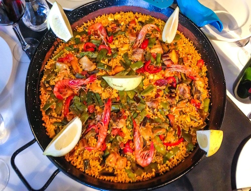 Paella Dinner at Los Manueles Reyes Católicos
