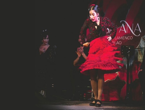 Traditional-Flamenco-Show-at-Tablao-Casa-Ana