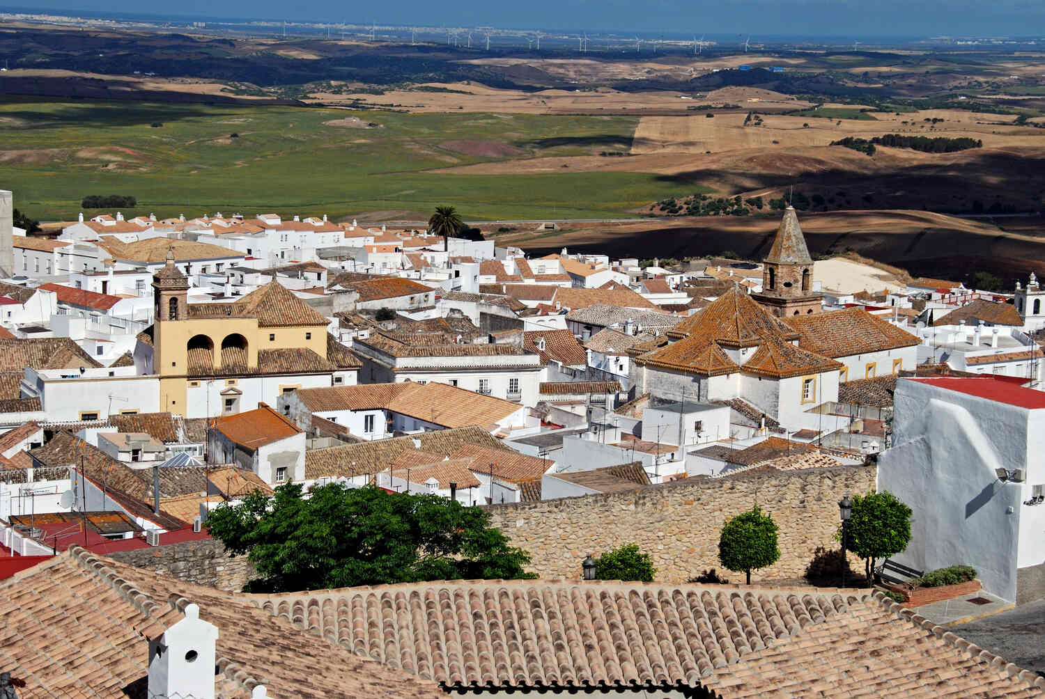 view-over-Medina-Sidonia white villages of andalucia