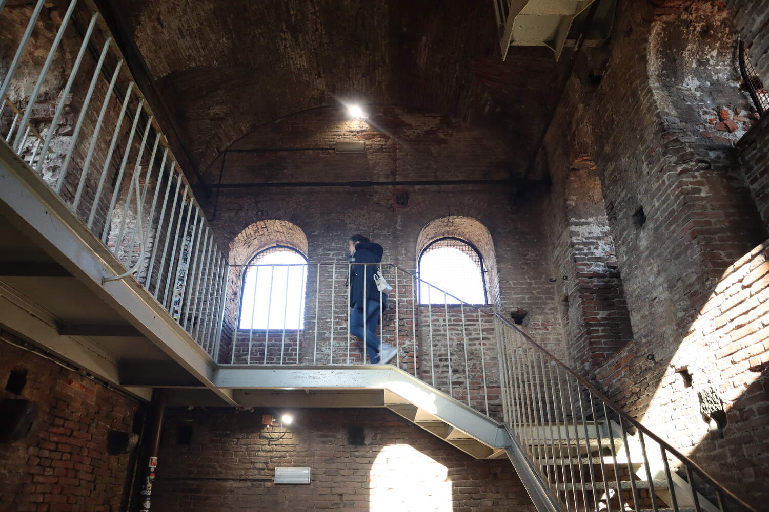Stairs-inside-the-Torre-Guinigi